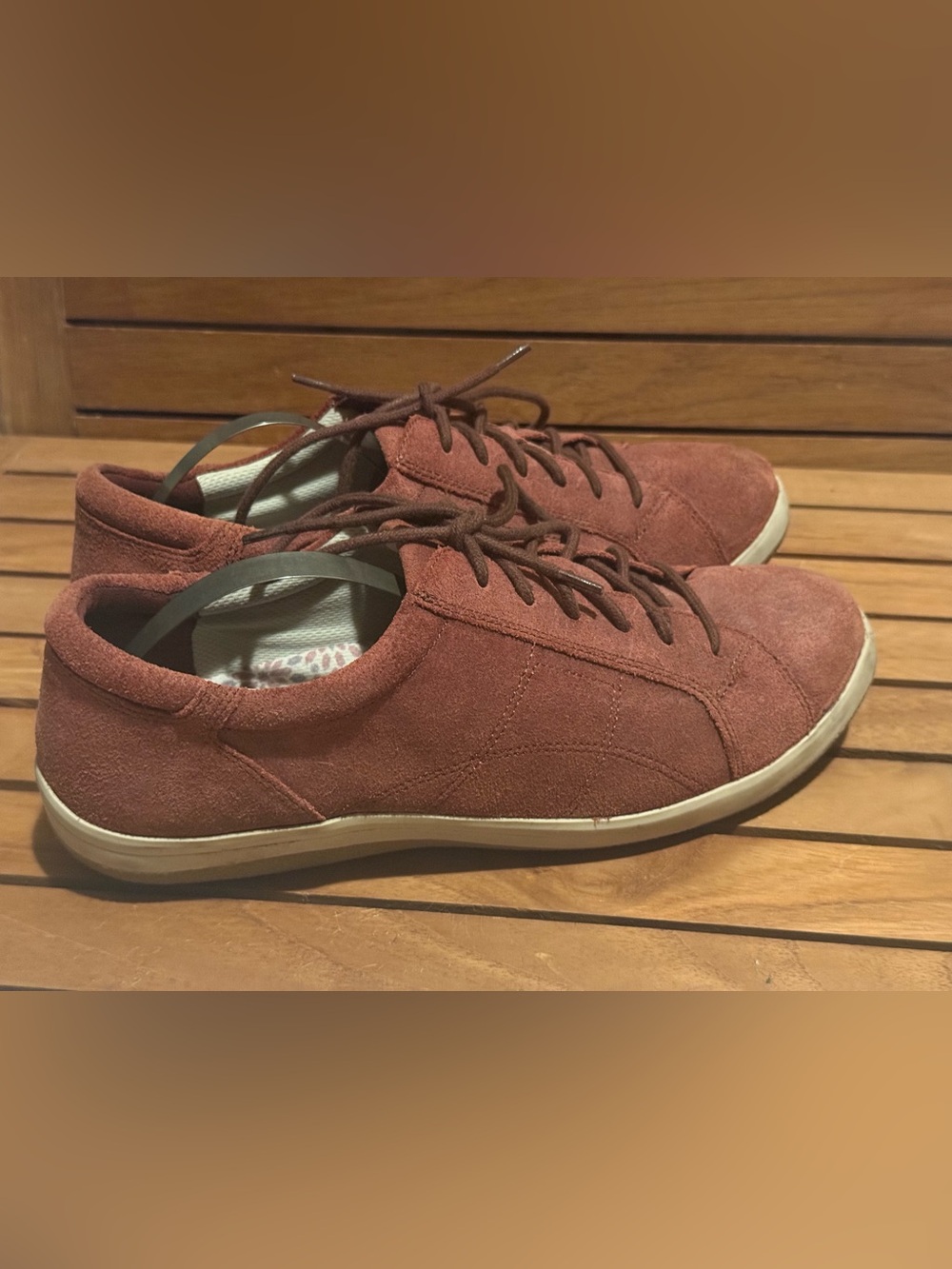 Umberto Raffini burgundy suede sneakers